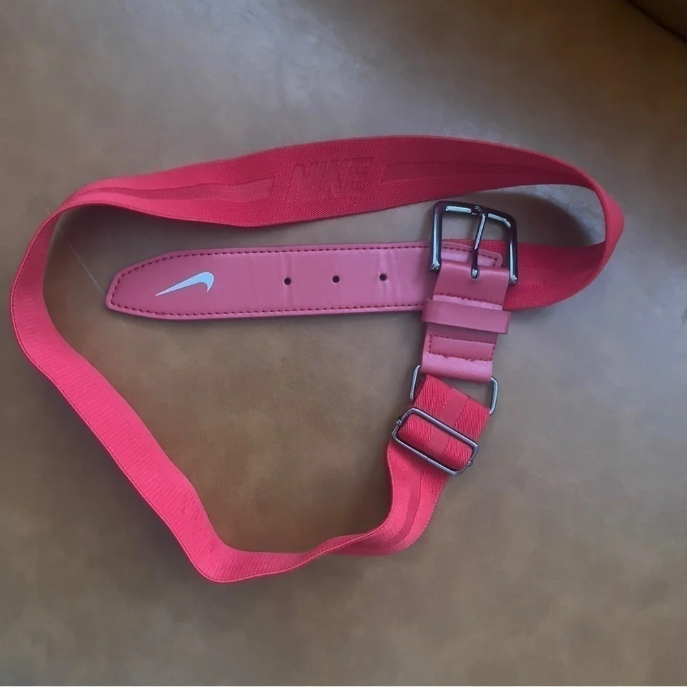 Nike Men’s Softball Baseball Red Belt one size fits all